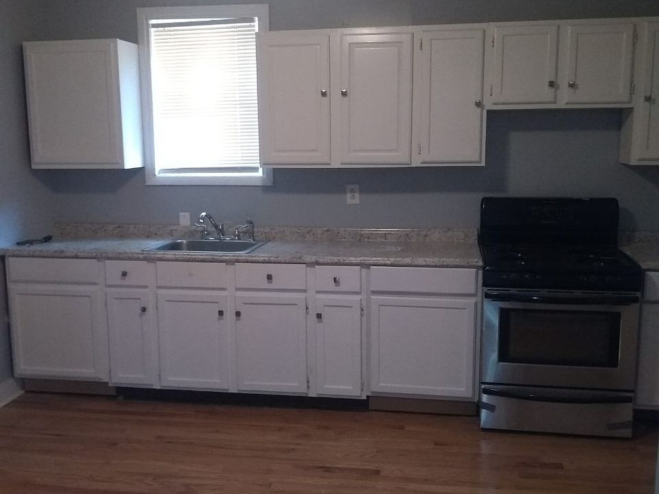 1st image of 4558 S Justine St #10538728