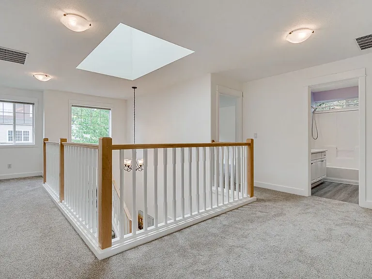 12792 NW Kyla Ln — Photo 45