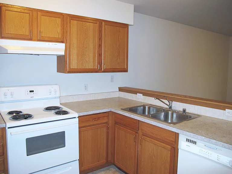 Galbraith, C. (1430 NW Falls Creek Lp) — Photo 6