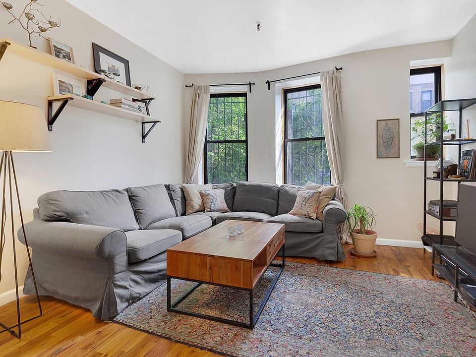 1st image of 431 Sterling Pl #8