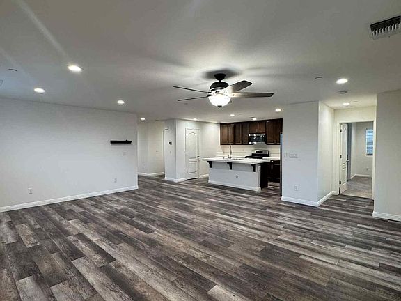 4th image of 1362 Deerwood St