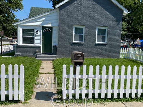 434 W 4th St
