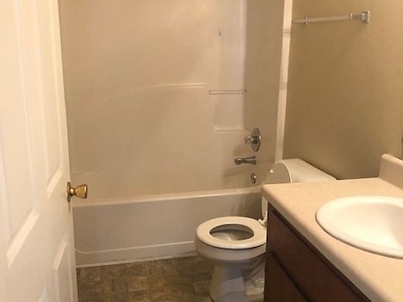3rd image of 143 Darlene Dr #145D