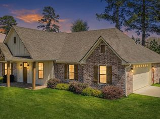 155 Mallard Cove Ln, Longview, TX 75602