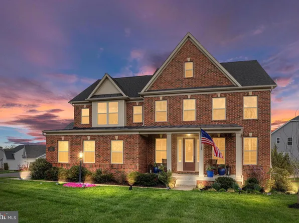 6443 Bob White Dr, Warrenton, VA 20187