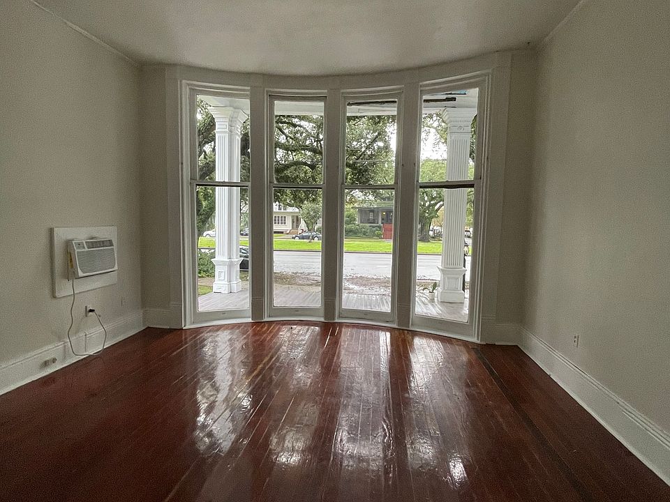 1st image of 1737 Napoleon Ave #A1