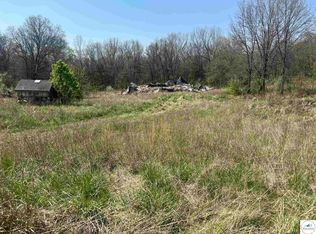 Adler Rd, Versailles, MO 65084