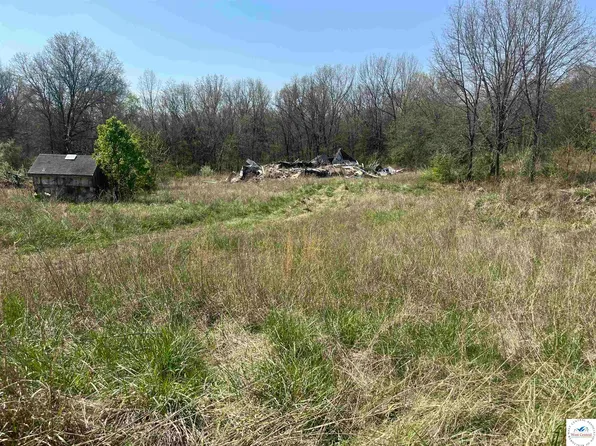 Adler Rd, Versailles, MO 65084