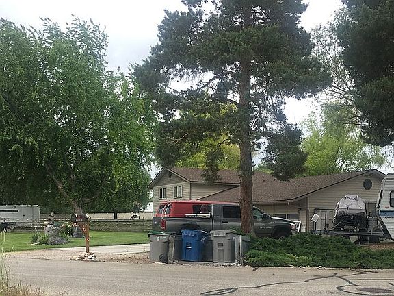 Front RV Parking W/ power