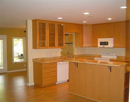 5th image of 4936 Royal Palm Dr