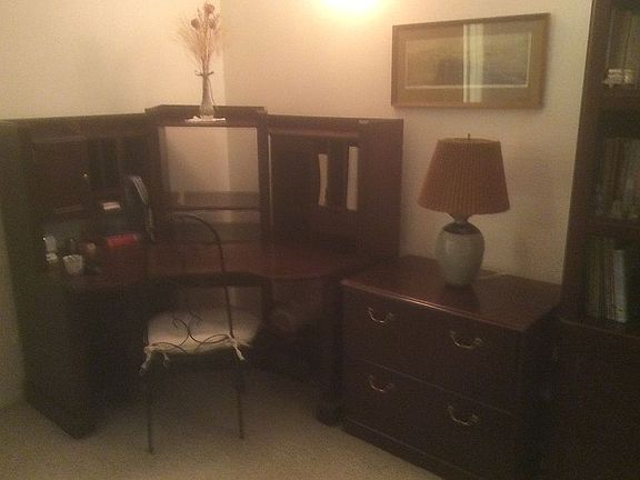 2nd image of 3146 Lakeside Dr APT 204