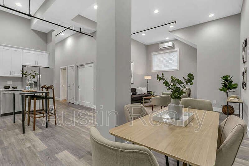 1st image of 4716 Macklind Ave #12
