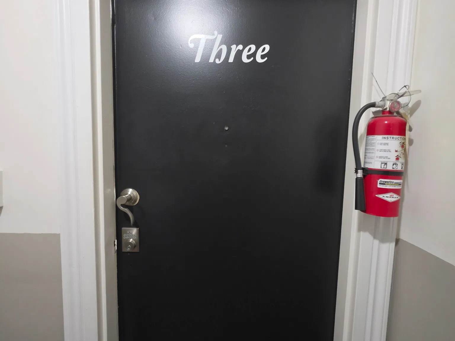 2 bed, $2,999 — Photo 3