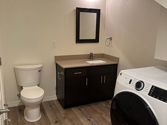2nd image of 6005 SE 51st Ave #202