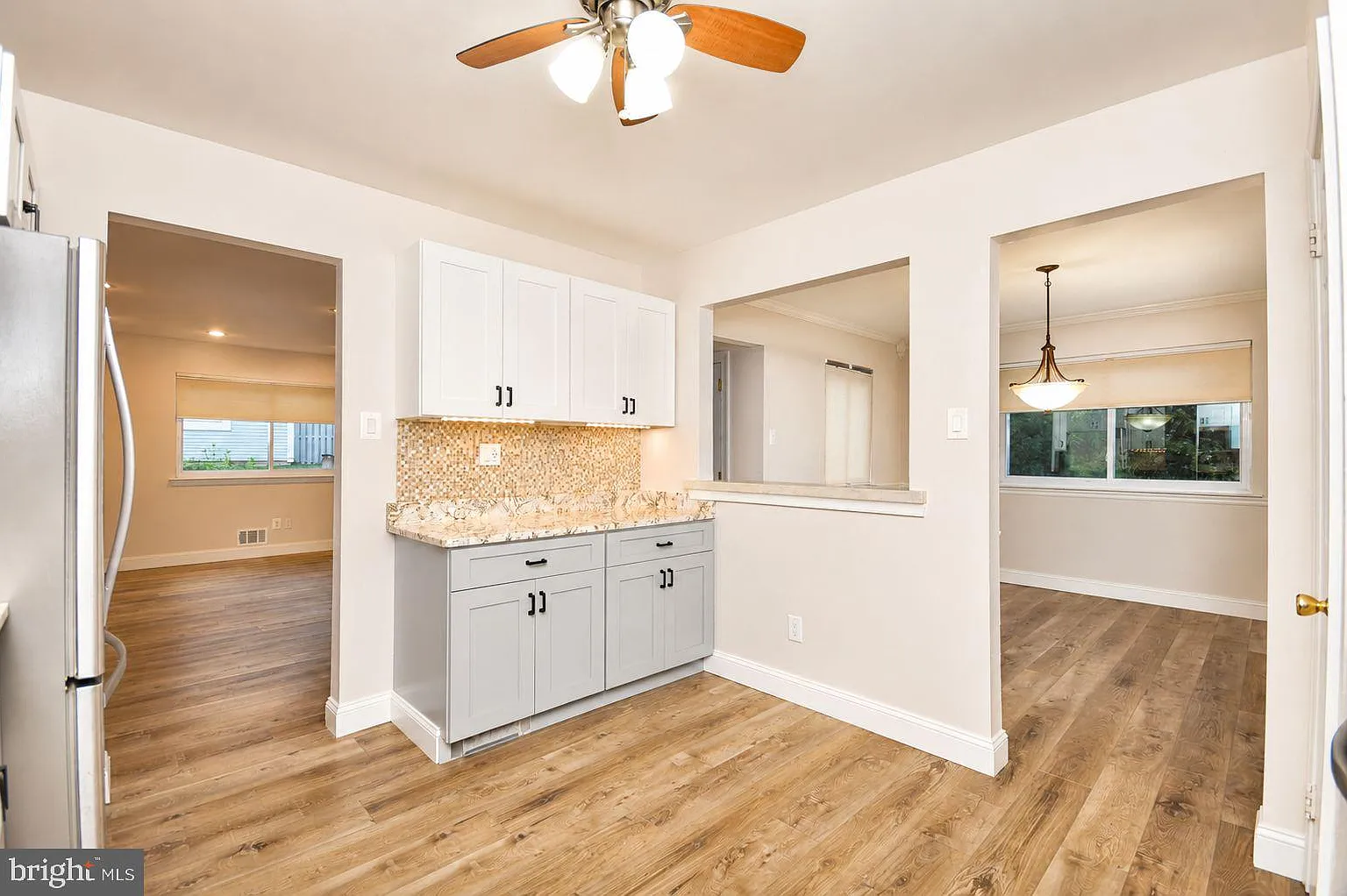 3 bed, 2.5 bath, 2130 sqft, $3,250 — Photo 4