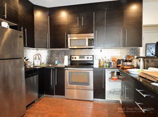 95 Pleasant St #4, Brookline, MA 02446