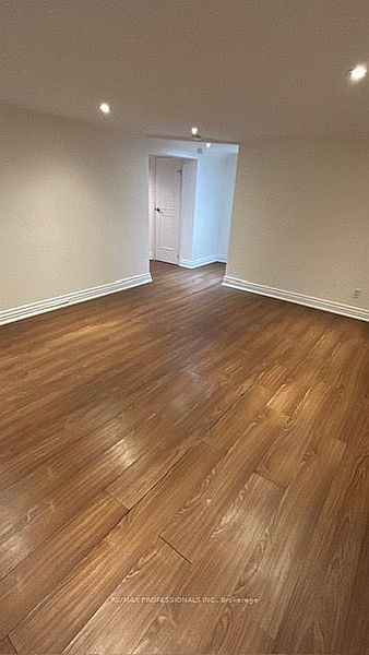 Toronto House for rent - 4 Bedrooms — photo 20