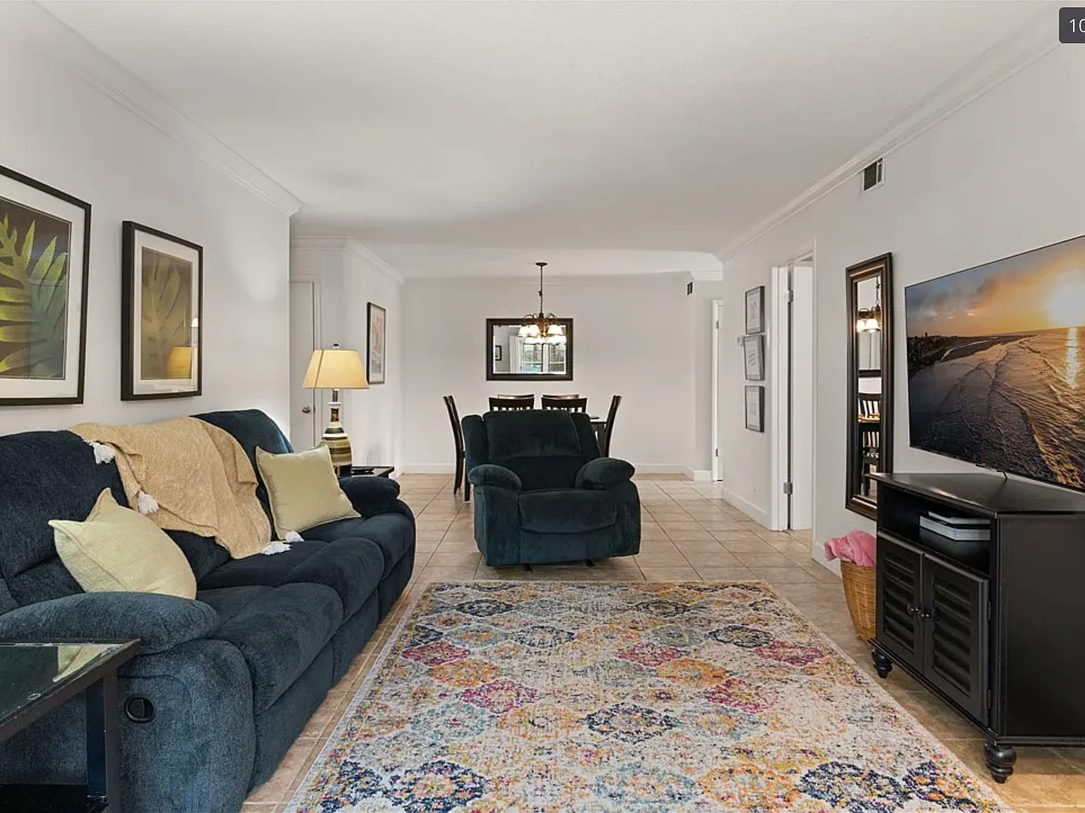 2 bed, 1200 sqft, $2,200 — Photo 3