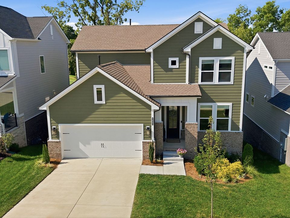 1st image of 1084 Callaway Dr