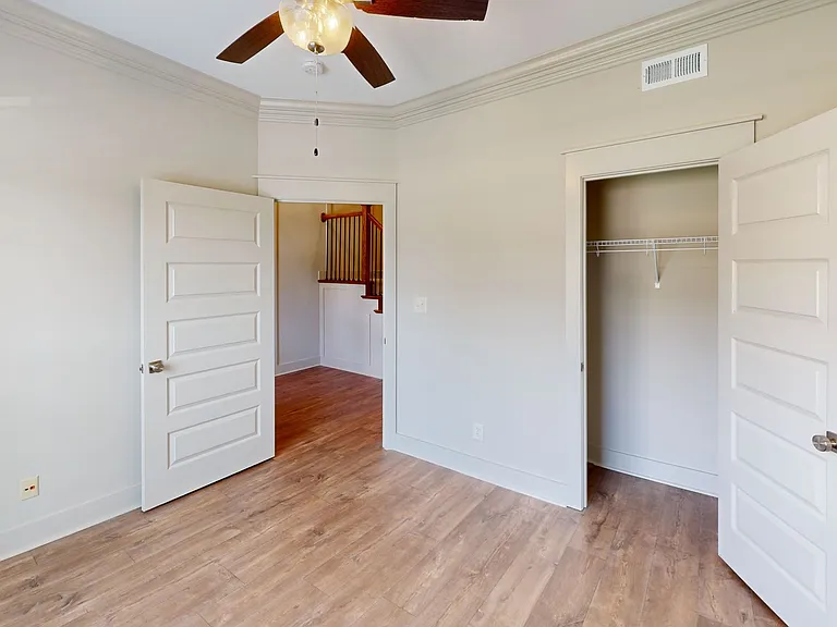 1081 Veridian Dr #Drive;-unit A — Photo 11