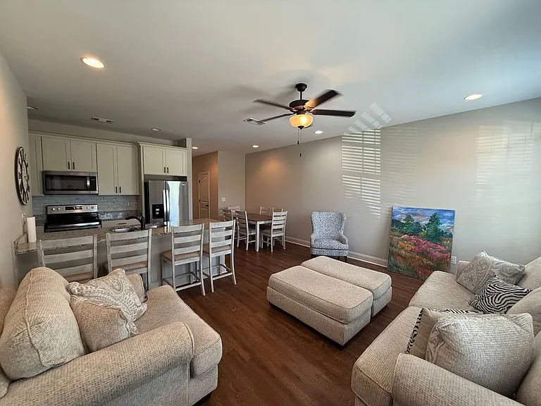 3855 Academy Dr #402 — Photo 27