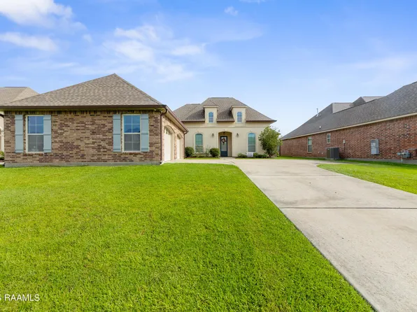 204 Meadowland Dr, Carencro, LA 70507