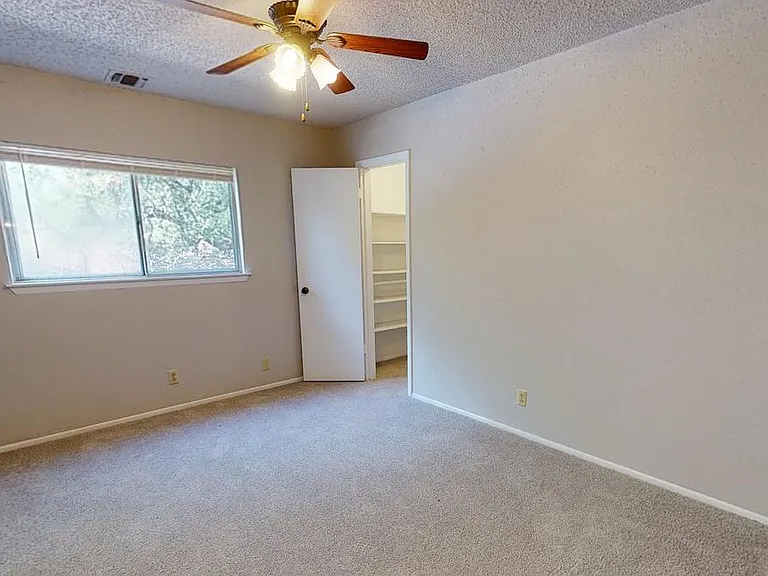 1022 Baden — Photo 12