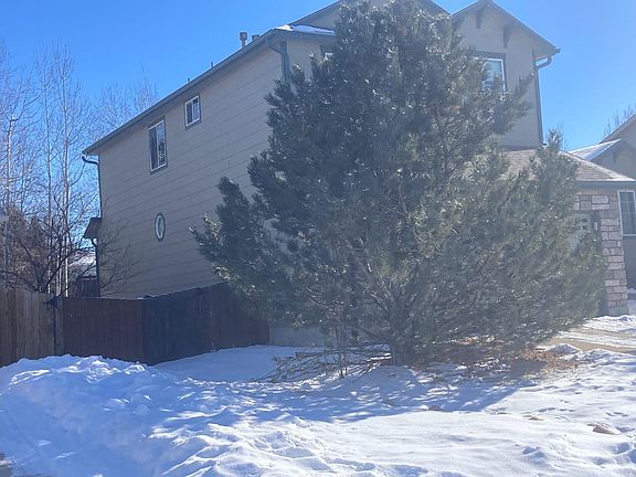 3rd image of 2253 Ponderosa Pl