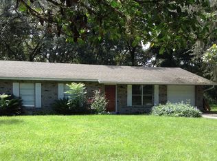 820 Oak Manor Dr, Orange City, FL 32763