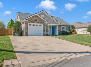 111 Blossom Ct, White House, TN 37188