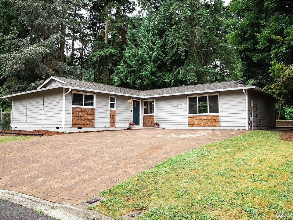 1st image of 13701 NE 81st St