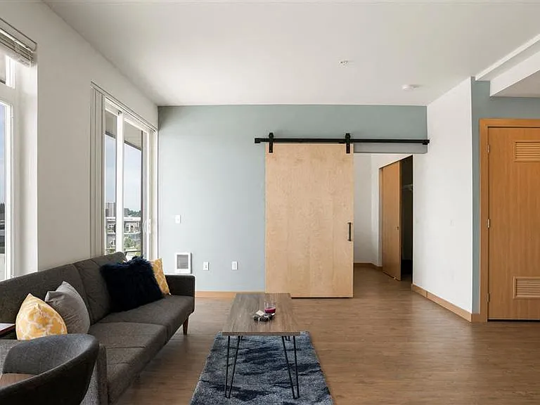 The Blake Apartments — Photo 14