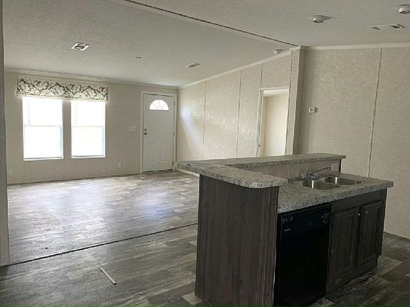 3rd image of 9711 Polak Dr #227