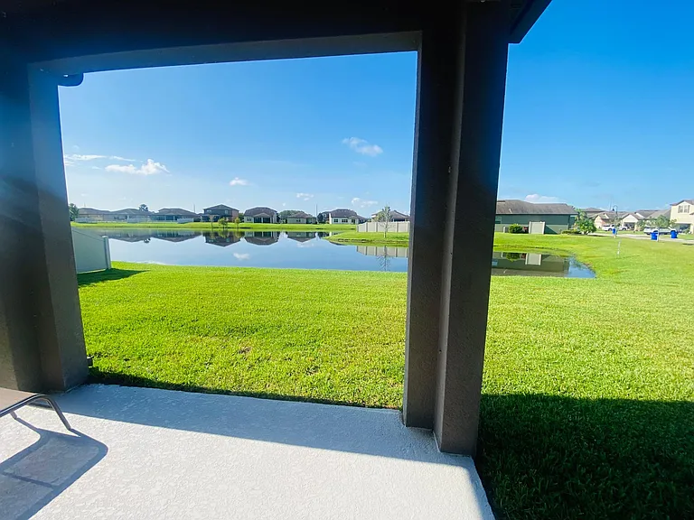 3900 Baja Dr — Photo 2