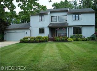 29060 Naylor Dr, Solon, OH 44139