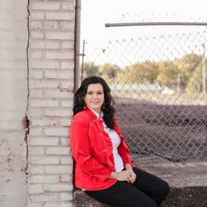 Lorie Hernandez