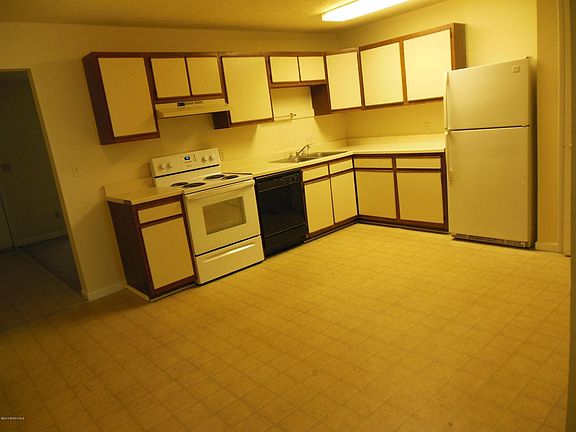 5th image of 134 Clover Valley Cir