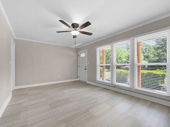 4th image of 2159 Fairburn Rd SW