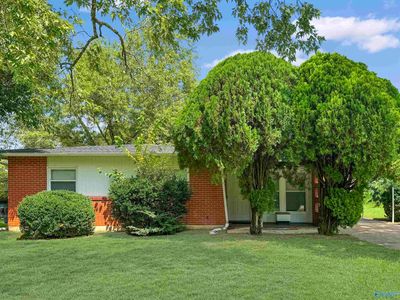 2240 Kamis Cir NW, Huntsville, AL, 35810