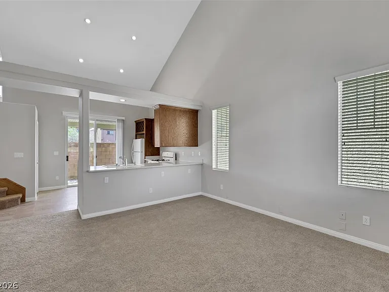 7987 Home Light St — Photo 5