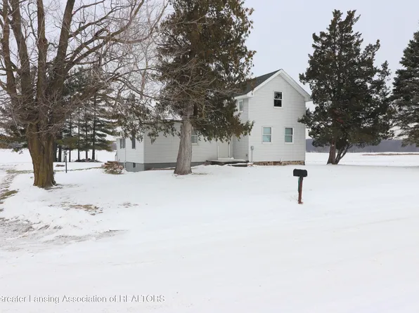 14924 Turner Rd, Mulliken, MI 48861