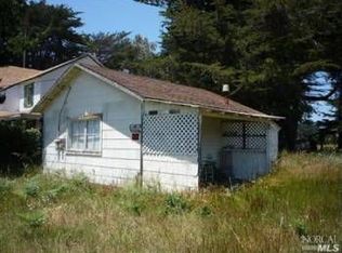 43920 Crispin Rd, Manchester, CA 95459