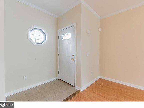 3rd image of 70 S Wycombe Ave