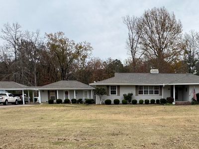 642 N Woodland Dr, Forest, MS, 39074