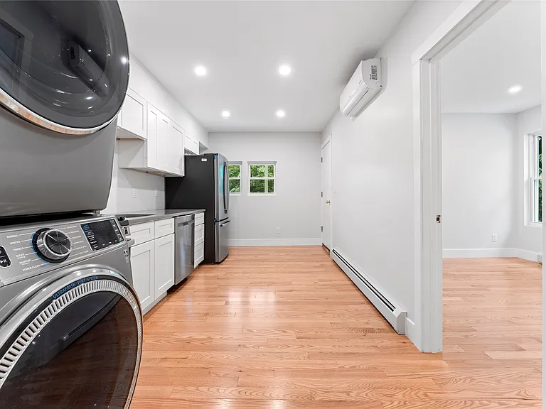 46 North St #4 — Photo 12