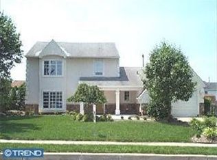 8 Creek Rd, Sewell, NJ 08080