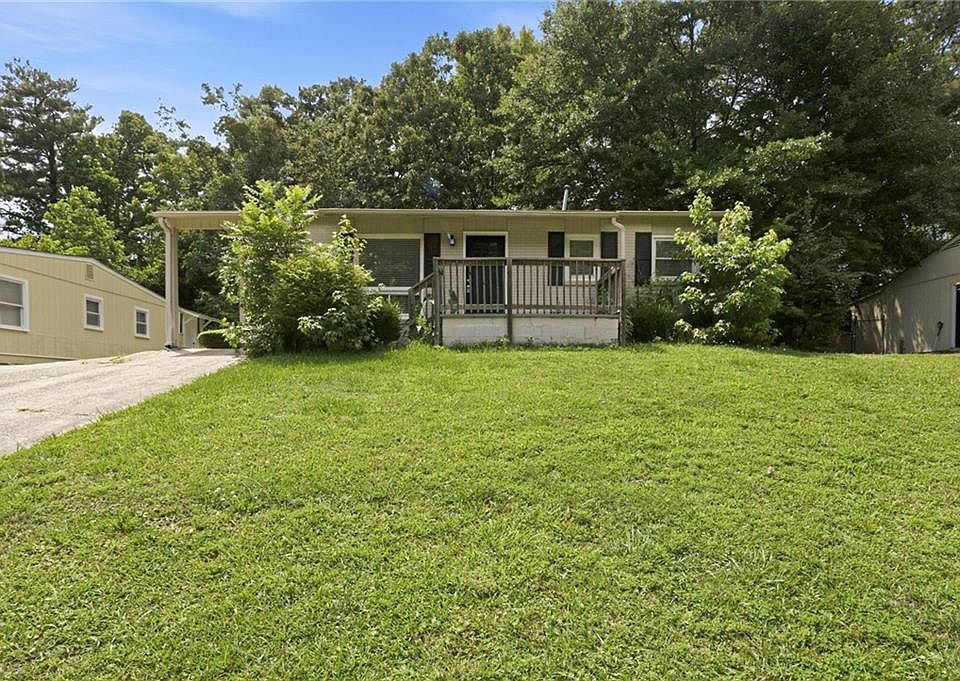 1st image of 836 Amber Pl NW