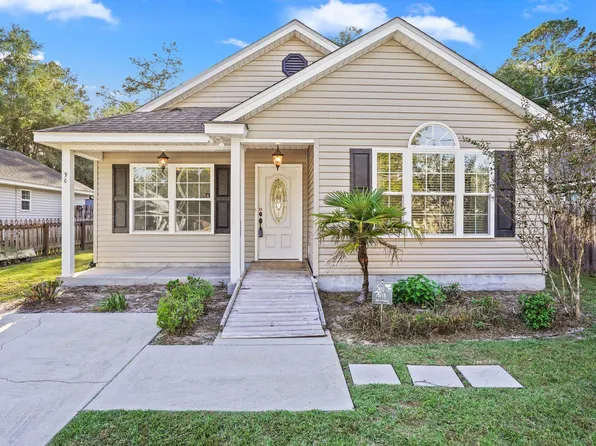 96 Melody Ln, Crawfordville, FL 32327
