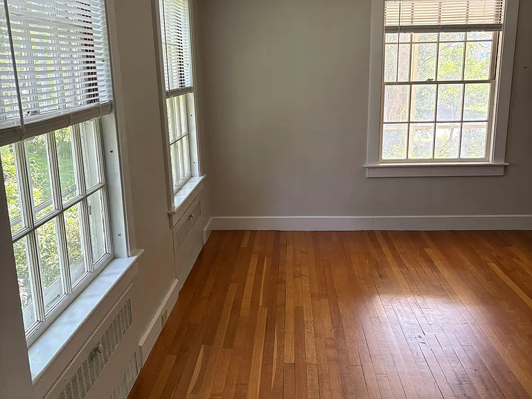 15 Ridgewood Ave — Photo 14