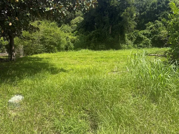 225 E Delaware St, Beaumont, TX 77703